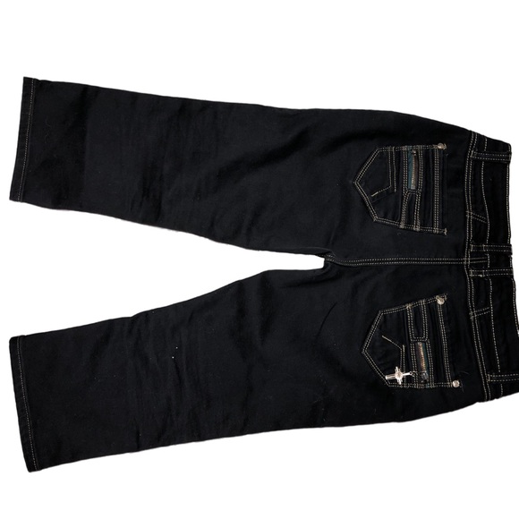 Black Contrast Stitch Capris - Picture 2 of 4